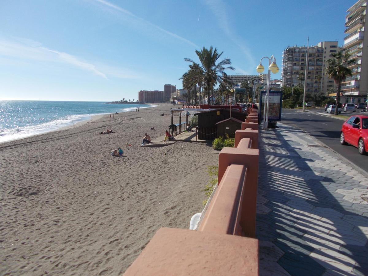 Benal Beach, Luxury Sea & Mountain View Beachside 1 Bedroom