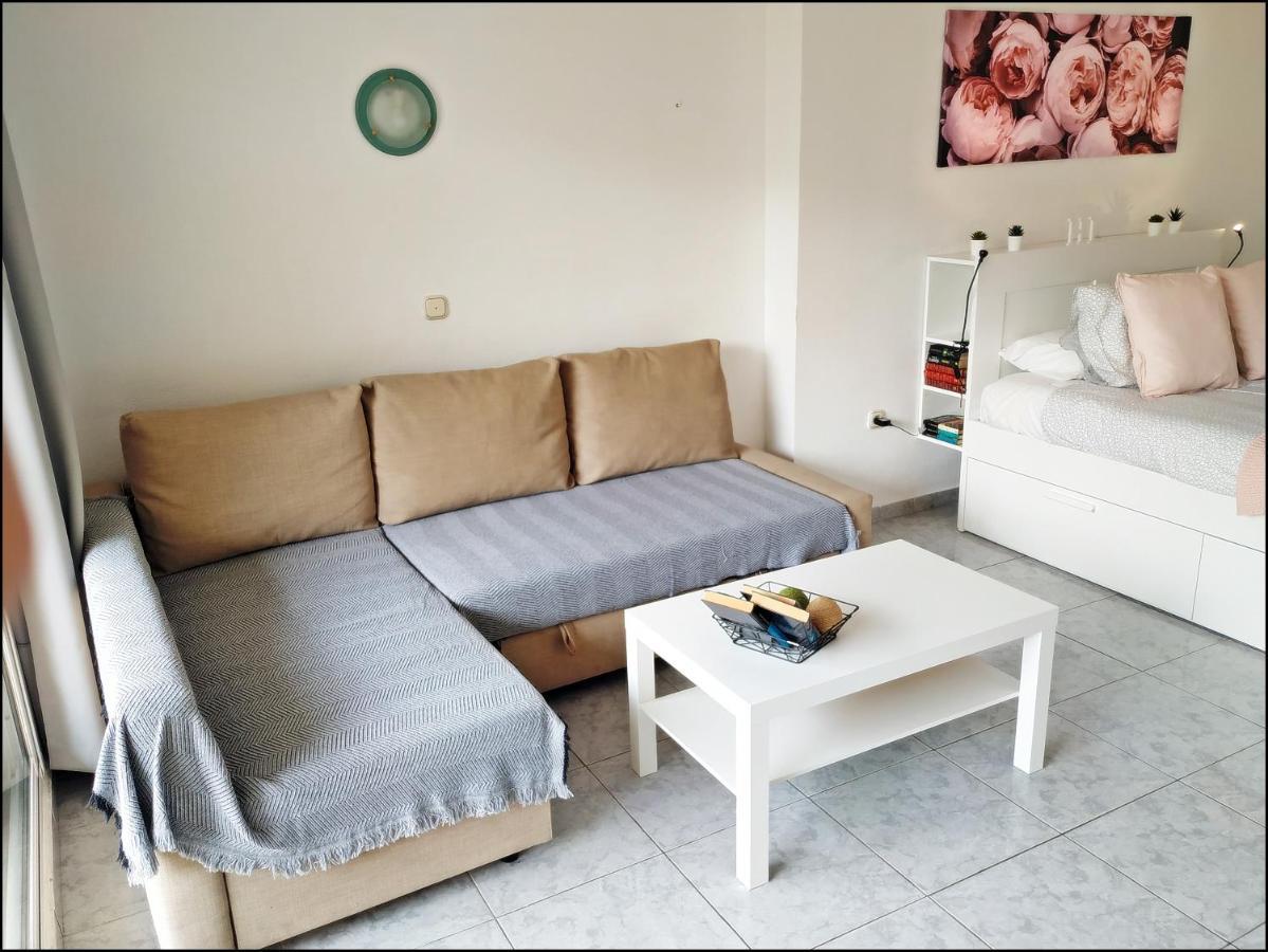 Studio Benalbeach Apartment